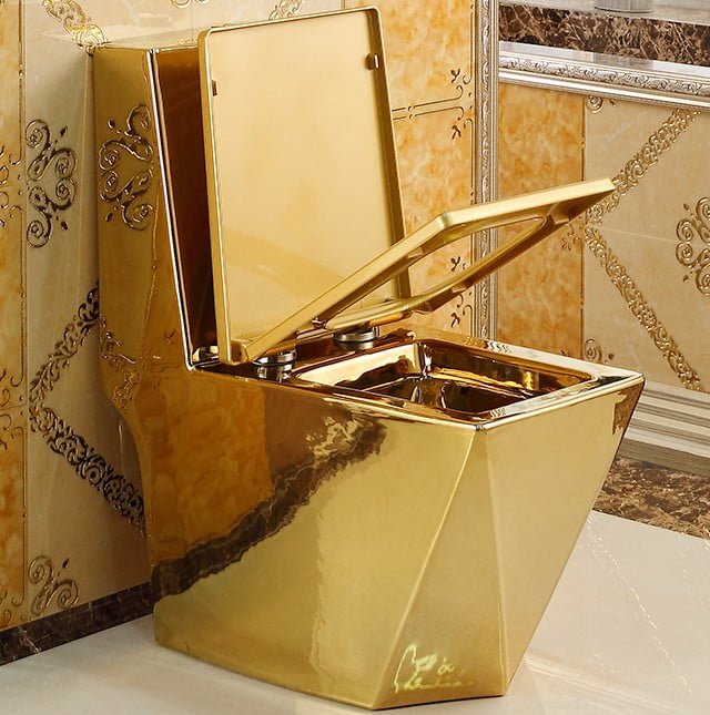 Złota toaleta, WC kompakt